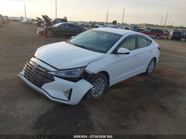 Hyundai Elantra Essential 2019 KMHD74LF7KU735182 Image 2
