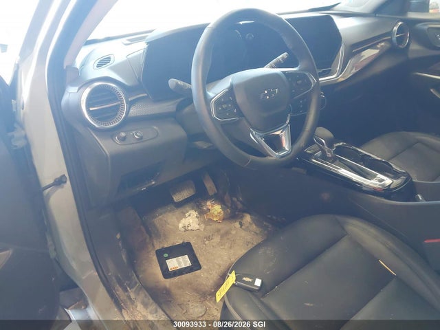 Chevrolet Trax Activ 2025 KL77LKE25SC277821 Image 11