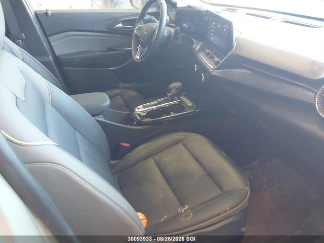 Chevrolet Trax Activ 2025 KL77LKE25SC277821 Image 5