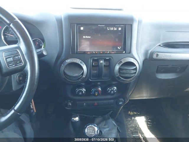 1C4AJWAGXHL517820 Jeep Wrangler Sport