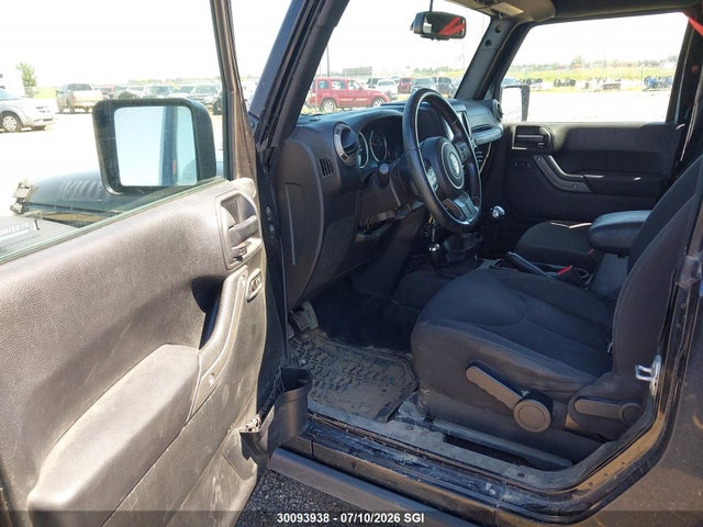 1C4AJWAGXHL517820 Jeep Wrangler Sport