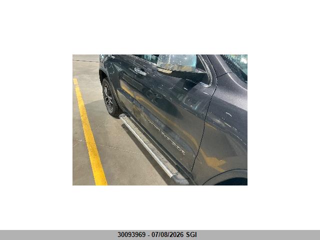 1C4RJFBG9JC112670 Jeep Grand Cherokee Limited
