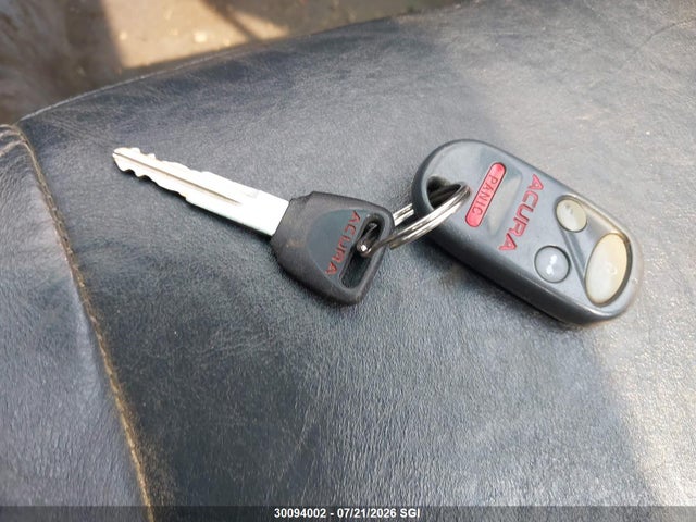 30094002 :رقم المزاد ، 2HHMB4579WH906271 vin ، 1998 Acura 1.6el Premium مزاد بيع
