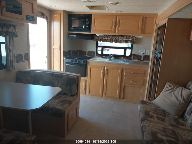 30094034 :رقم المزاد ، 4EZTP26268S040188 vin ، 2008 Kz Inc. Spree مزاد بيع