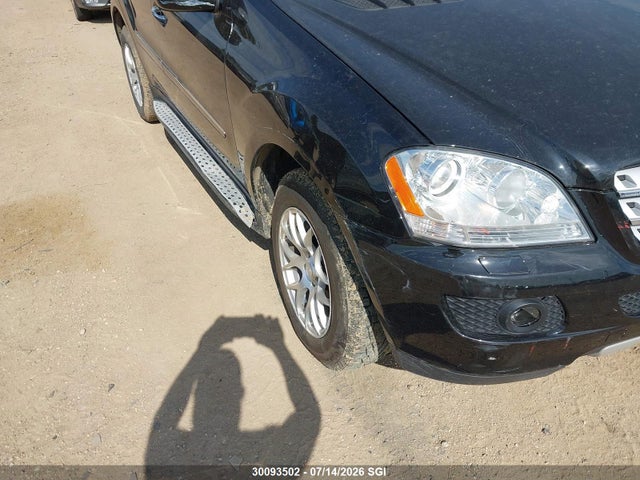 2007 Mercedes-benz Ml 350 მანქანა იყიდება აუქციონზე, vin: 4JGBB86E67A293178, აუქციონის ნომერი: 30093502