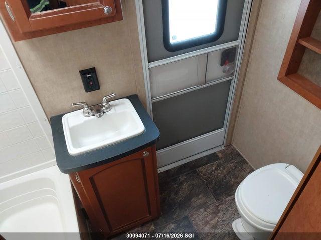 Продаж на аукціоні авто 2012 Shasta Revere, vin: 5ZT2SHXB2CE000399, номер лоту: 30094071
