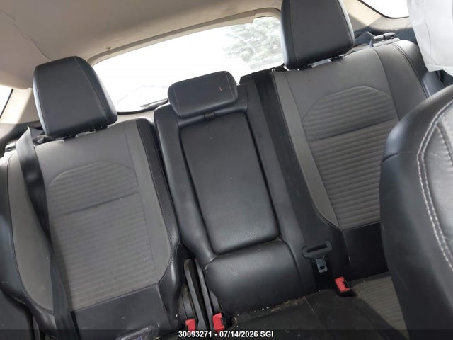 Ford ESCAPE SE 2018 1FMCU9GD5JUC15149 Image 16