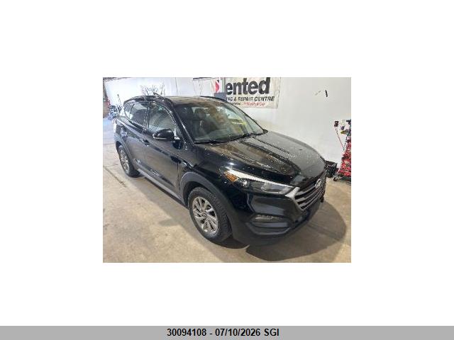 30094108 :رقم المزاد ، KM8J3CA40HU582888 vin ، 2017 Hyundai Tucson Limited/sport And Eco/se مزاد بيع