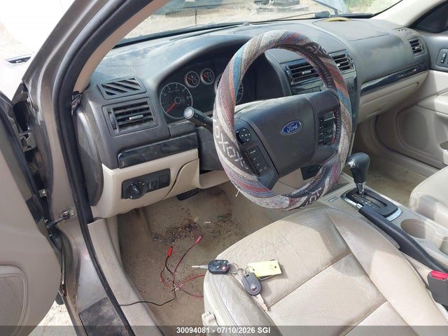 30094081 :رقم المزاد ، 3FAHP02138R170455 vin ، 2008 Ford Fusion Sel مزاد بيع
