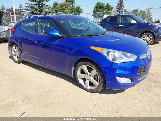 2013 Hyundai Veloster მანქანა იყიდება აუქციონზე, vin: KMHTC6AD8DU092445, აუქციონის ნომერი: 30092849