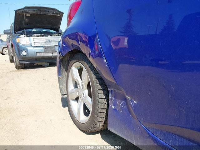 30092849 :رقم المزاد ، KMHTC6AD8DU092445 vin ، 2013 Hyundai Veloster مزاد بيع