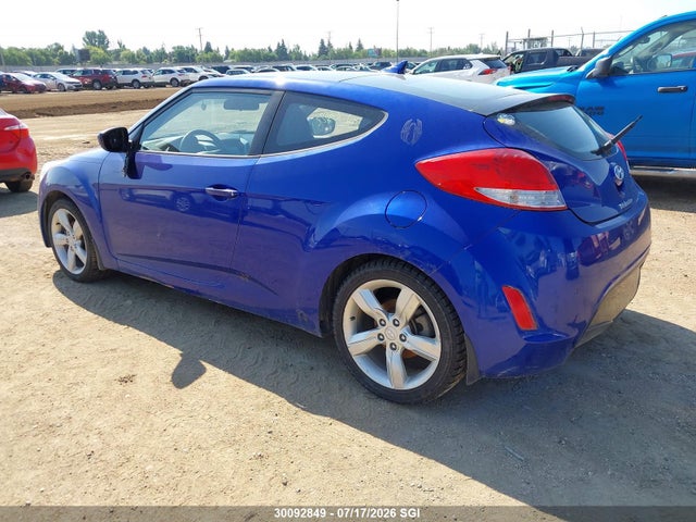 30092849 :رقم المزاد ، KMHTC6AD8DU092445 vin ، 2013 Hyundai Veloster مزاد بيع