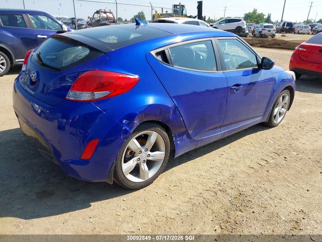30092849 :رقم المزاد ، KMHTC6AD8DU092445 vin ، 2013 Hyundai Veloster مزاد بيع