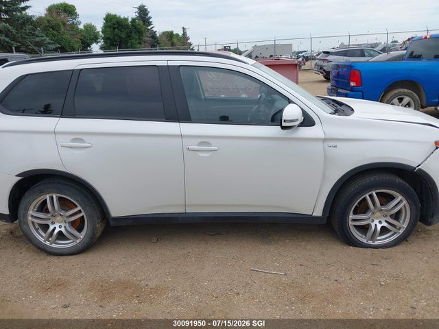 JA4JZ3AX4FZ601238 Mitsubishi Outlander Se