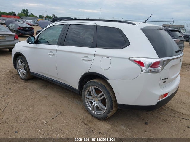 JA4JZ3AX4FZ601238 Mitsubishi Outlander Se