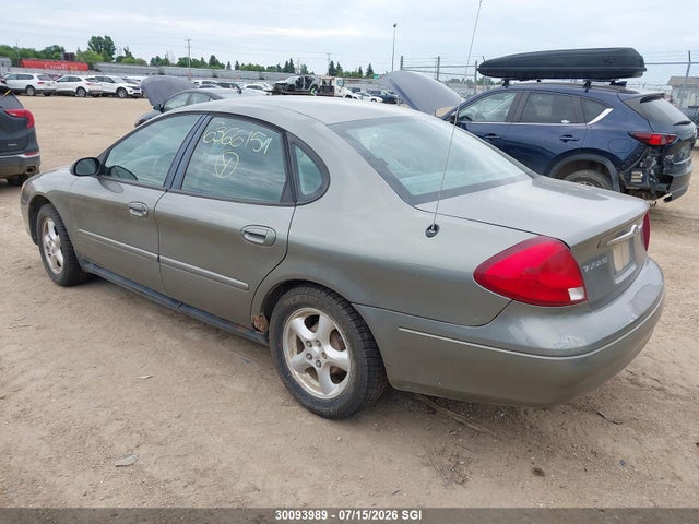30093989 :رقم المزاد ، 1FAFP53U02G212026 vin ، 2002 Ford Taurus Se مزاد بيع