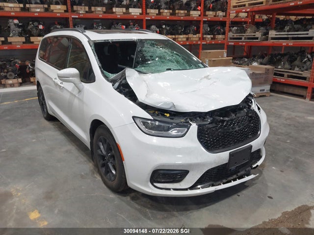 Продажа на аукционе авто 2022 Chrysler Pacifica Touring L, vin: 2C4RC1BGXNR118701, номер лота: 30094148