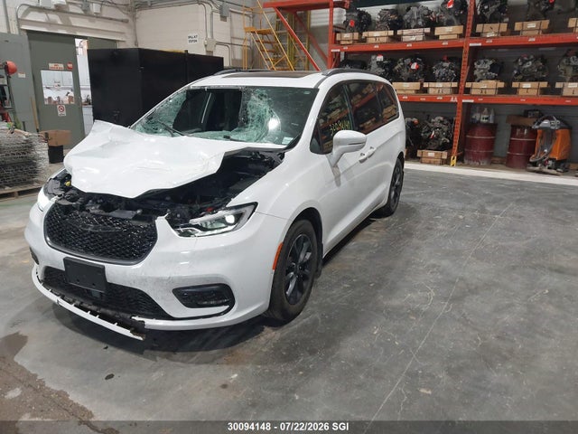 Chrysler Pacifica Touring L 2022 2C4RC1BGXNR118701 Image 2