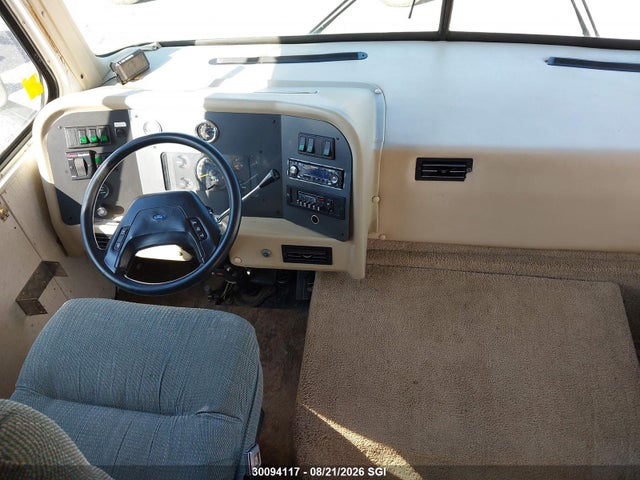 Продажа на аукционе авто 1992 Ford F530 Super Duty, vin: 3FCMF53G3NJA00683, номер лота: 30094117