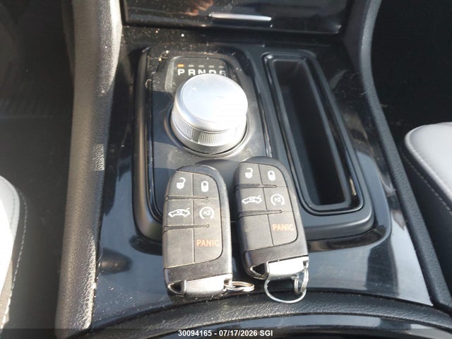 2020 Chrysler 300 S მანქანა იყიდება აუქციონზე, vin: 2C3CCAGG5LH112309, აუქციონის ნომერი: 30094165