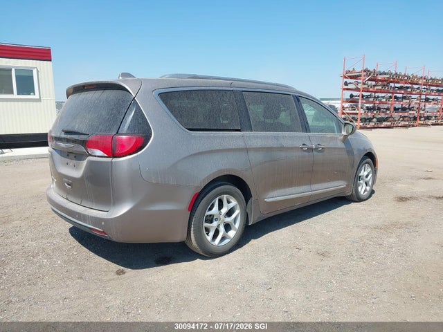 Chrysler Pacifica Touring L Plus 2017 2C4RC1EG0HR633092 Image 4