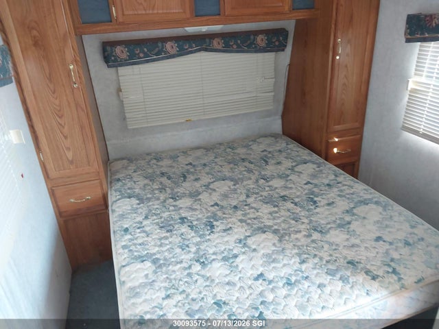 Продажа на аукционе авто 1999 Fleetwood , vin: 2EA1G3128X6573265, номер лота: 30093575