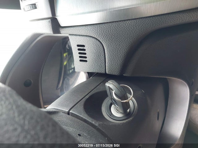 30052219 :رقم المزاد ، 3FAHP0HGXAR375076 vin ، 2010 Ford Fusion Se مزاد بيع