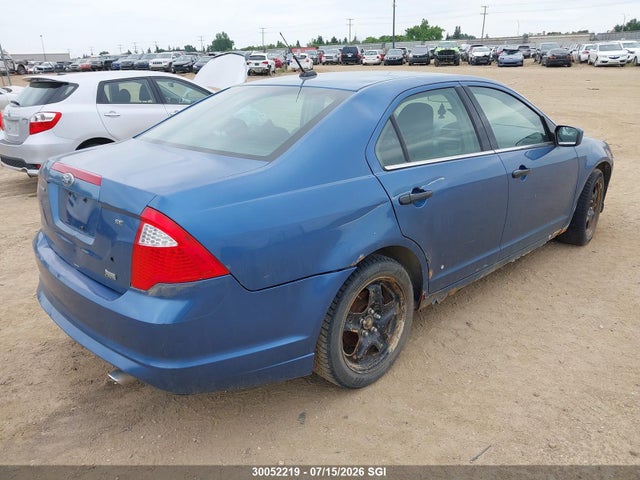 30052219 :رقم المزاد ، 3FAHP0HGXAR375076 vin ، 2010 Ford Fusion Se مزاد بيع