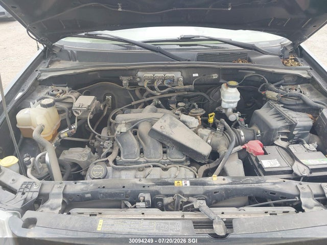 30094249 :رقم المزاد ، 1FMCU94108KA73387 vin ، 2008 Ford Escape Limited مزاد بيع