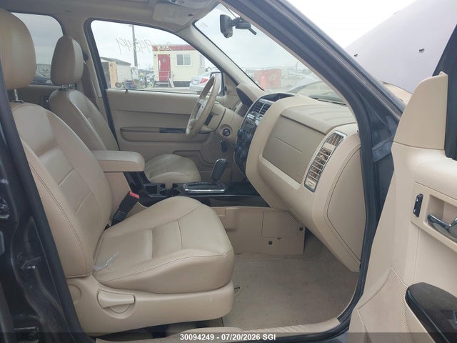 30094249 :رقم المزاد ، 1FMCU94108KA73387 vin ، 2008 Ford Escape Limited مزاد بيع