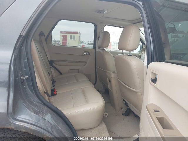 30094249 :رقم المزاد ، 1FMCU94108KA73387 vin ، 2008 Ford Escape Limited مزاد بيع