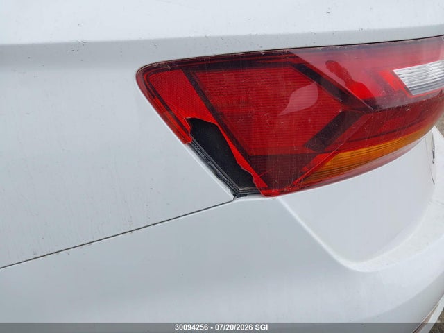 Volkswagen JETTA SEL 2019 3VWE57BU6KM108555 Image 17