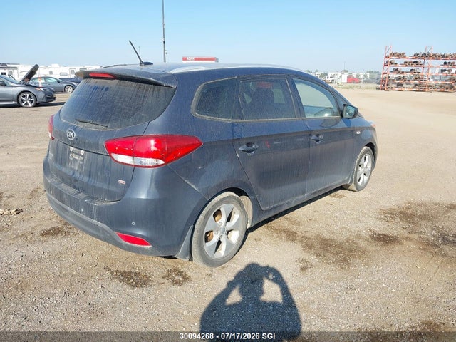 KIA Rondo 2014 KNAHT8A30E7067887 Image 4