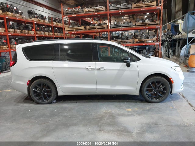Продаж на аукціоні авто 2025 Chrysler Pacifica Limited, vin: 2C4RC3GG5SR610410, номер лоту: 30094301