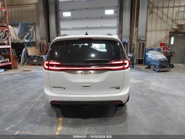 Продаж на аукціоні авто 2025 Chrysler Pacifica Limited, vin: 2C4RC3GG5SR610410, номер лоту: 30094301
