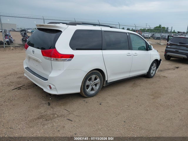 Продаж на аукціоні авто 2012 Toyota Sienna Le, vin: 5TDKK3DC4CS219506, номер лоту: 30093145