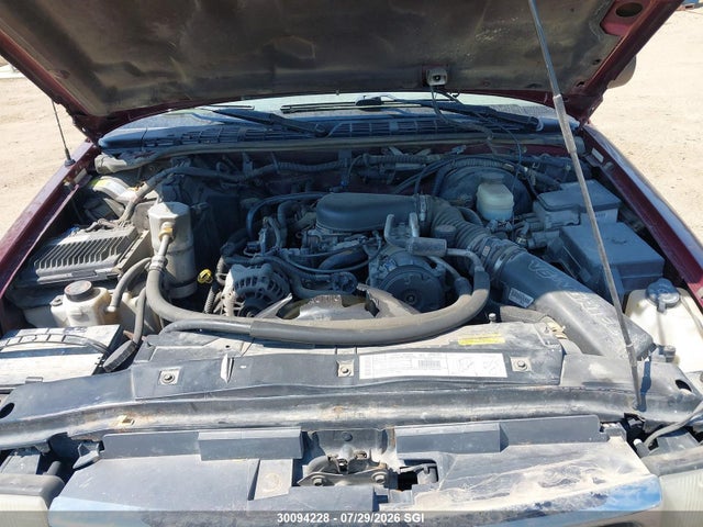 Продаж на аукціоні авто 2000 Gmc Jimmy / Envoy, vin: 1GKDT13W8Y2393569, номер лоту: 30094228