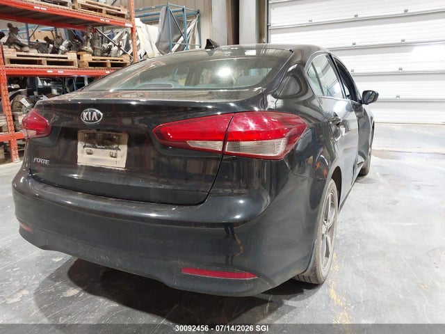 KIA Forte 2018 3KPFL4A76JE198208 Image 4