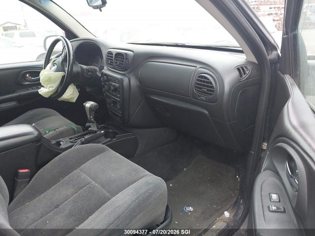 2005 Chevrolet Trailblazer Ls/lt მანქანა იყიდება აუქციონზე, vin: 1GNDT13S852286274, აუქციონის ნომერი: 30094377