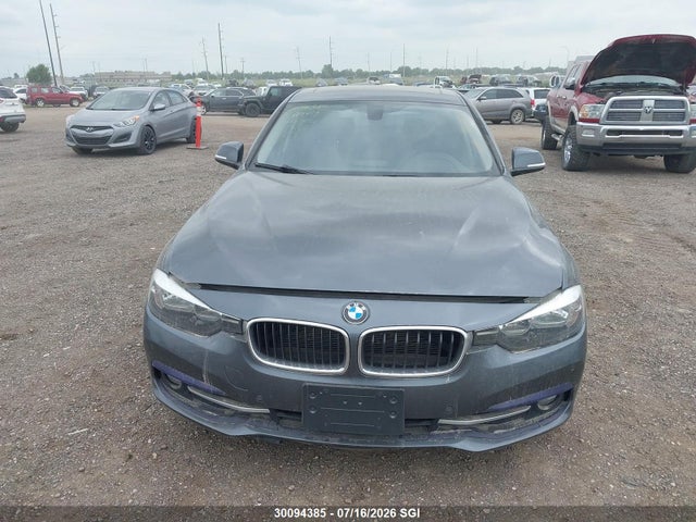 WBA8A3C52GK689429 BMW 320 XI