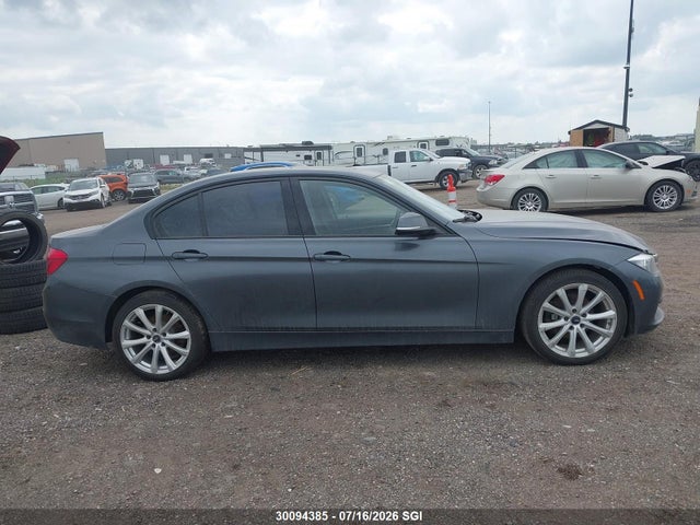 BMW 320 XI 2016 WBA8A3C52GK689429 Image 14