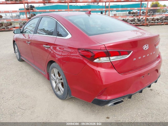 30094388 :رقم المزاد ، 5NPE34AF9JH639697 vin ، 2018 Hyundai Sonata Sport/limited/sel مزاد بيع