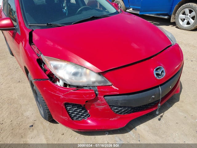 30081034 :رقم المزاد ، JM1BL1UF5D1810437 vin ، 2013 Mazda 3 I مزاد بيع
