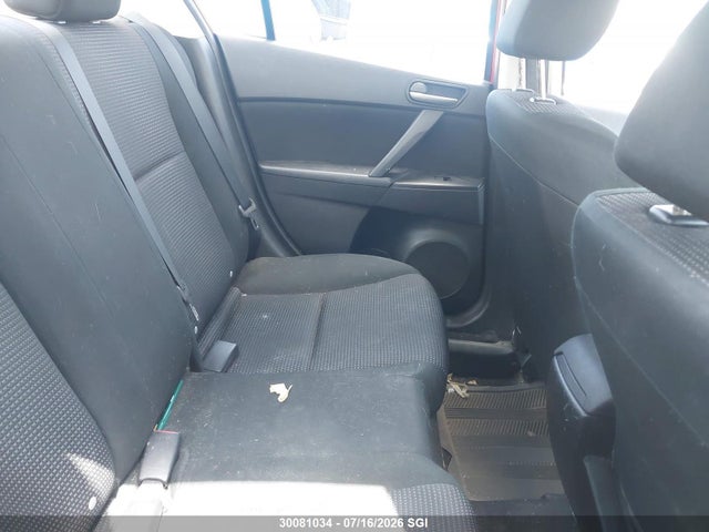 30081034 :رقم المزاد ، JM1BL1UF5D1810437 vin ، 2013 Mazda 3 I مزاد بيع