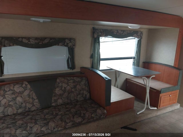 30094236 :رقم المزاد ، 4WYT32R2891750988 vin ، 2009 R-vision  مزاد بيع