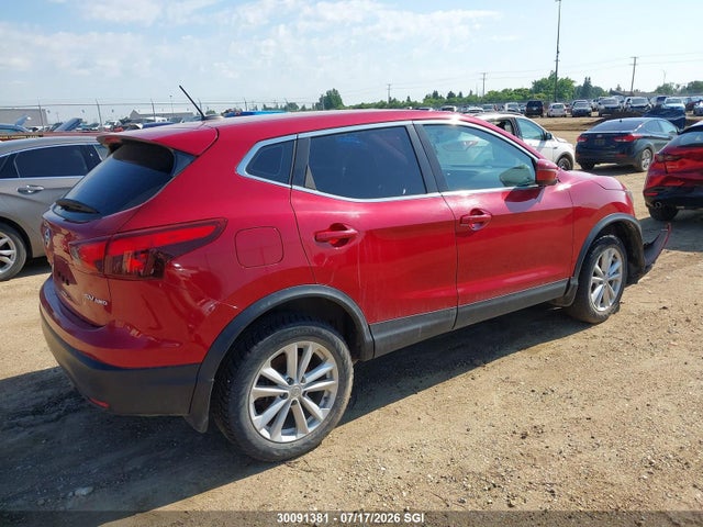 30091381 :رقم المزاد ، JN1BJ1CR6JW256120 vin ، 2018 Nissan Rogue Sport S/sv/sl مزاد بيع