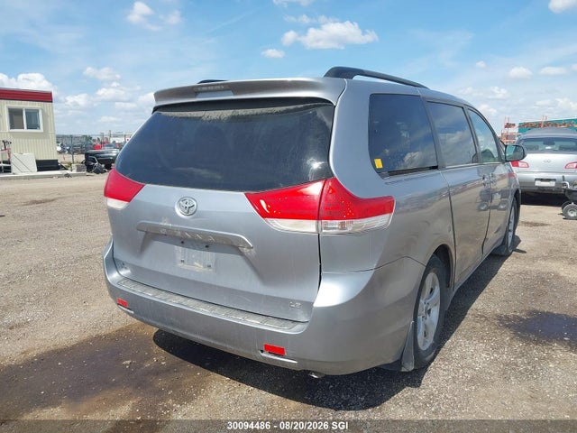 Aukcja sprzedaży 2012 Toyota Sienna Le, vin: 5TDKK3DC6CS247713, numer aukcji: 30094486