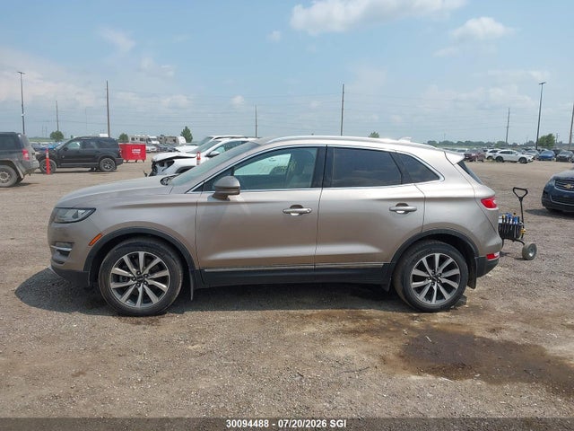 2019 Lincoln Mkc Reserve მანქანა იყიდება აუქციონზე, vin: 5LMCJ3D95KUL03087, აუქციონის ნომერი: 30094488