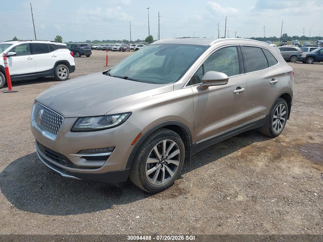 2019 Lincoln Mkc Reserve მანქანა იყიდება აუქციონზე, vin: 5LMCJ3D95KUL03087, აუქციონის ნომერი: 30094488
