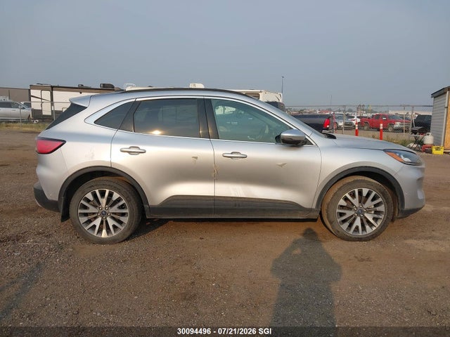 30094496 :رقم المزاد ، 1FMCU9DZ6LUC59485 vin ، 2020 Ford Escape Titanium مزاد بيع